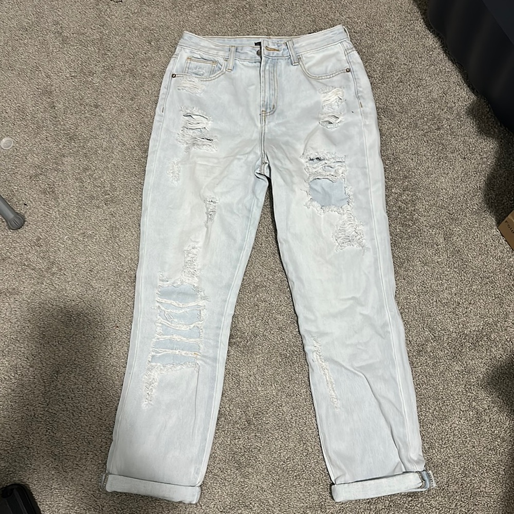 High rise ripped jeans